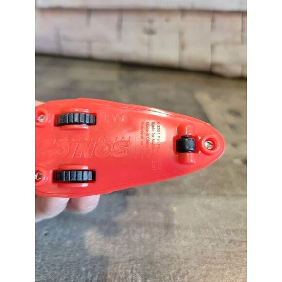 McDonald's 2021 Knuckles red Sonic 2 toy figure - Picture 6 of 6